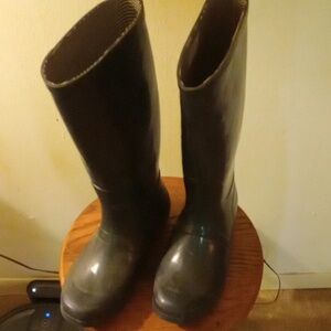 Rain boots